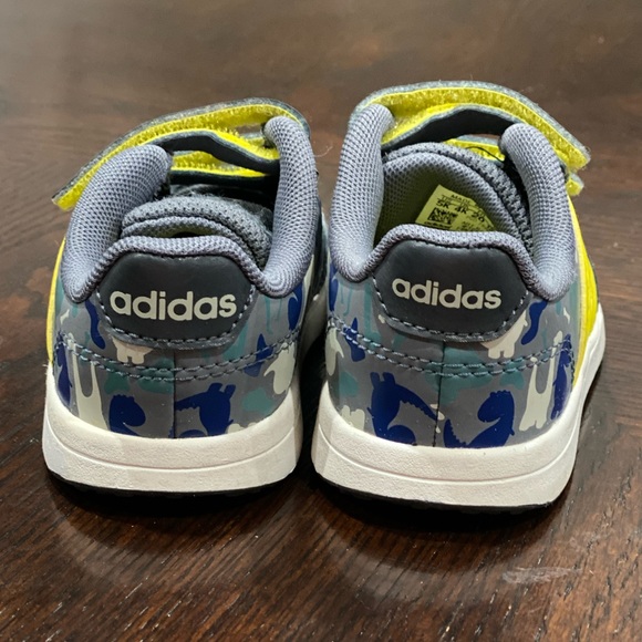 Adidas sneakers - Picture 2 of 5